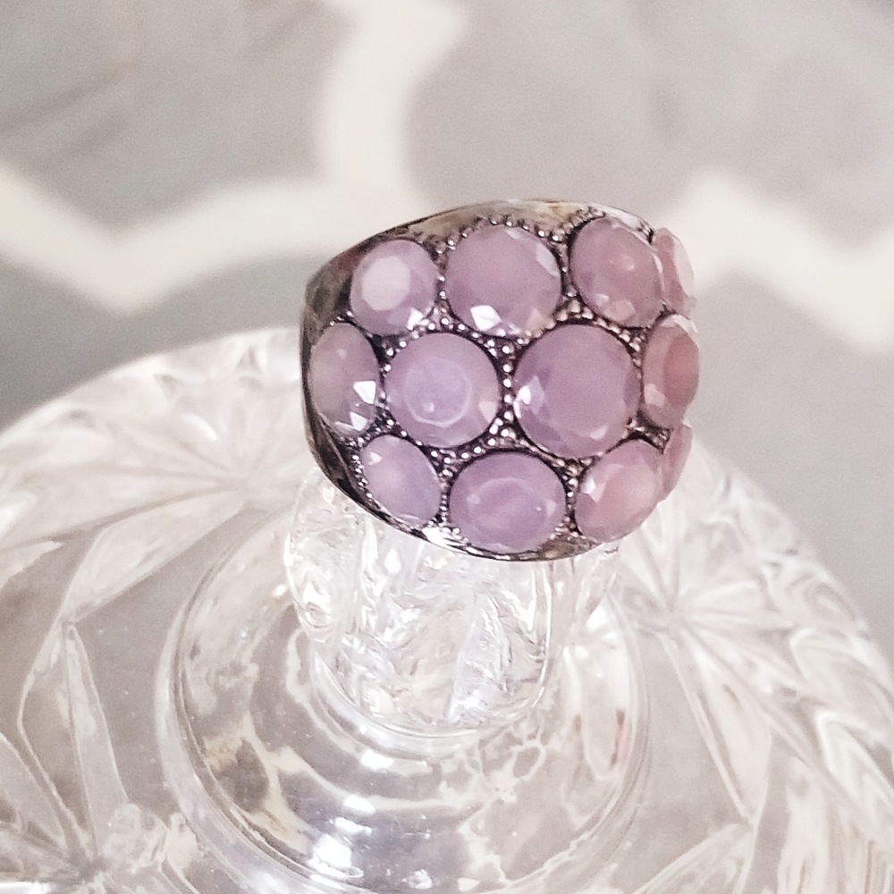 "Vintage look" Lavender Statement Ring